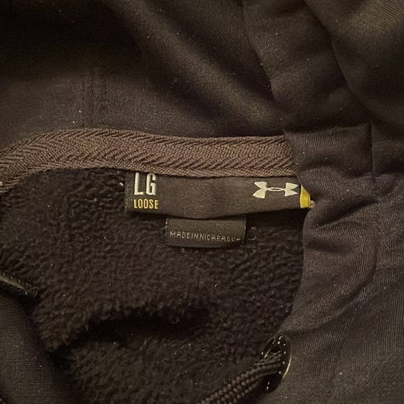 US Army Under Armour hoodie. - Picture 2 of 3